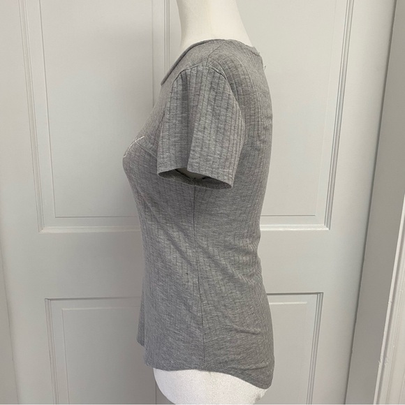 NWOT - Y2K Style Grey T Shirt - Picture 3 of 7